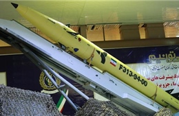 Iran giới thiệu tên lửa đạn đạo thế hệ mới 